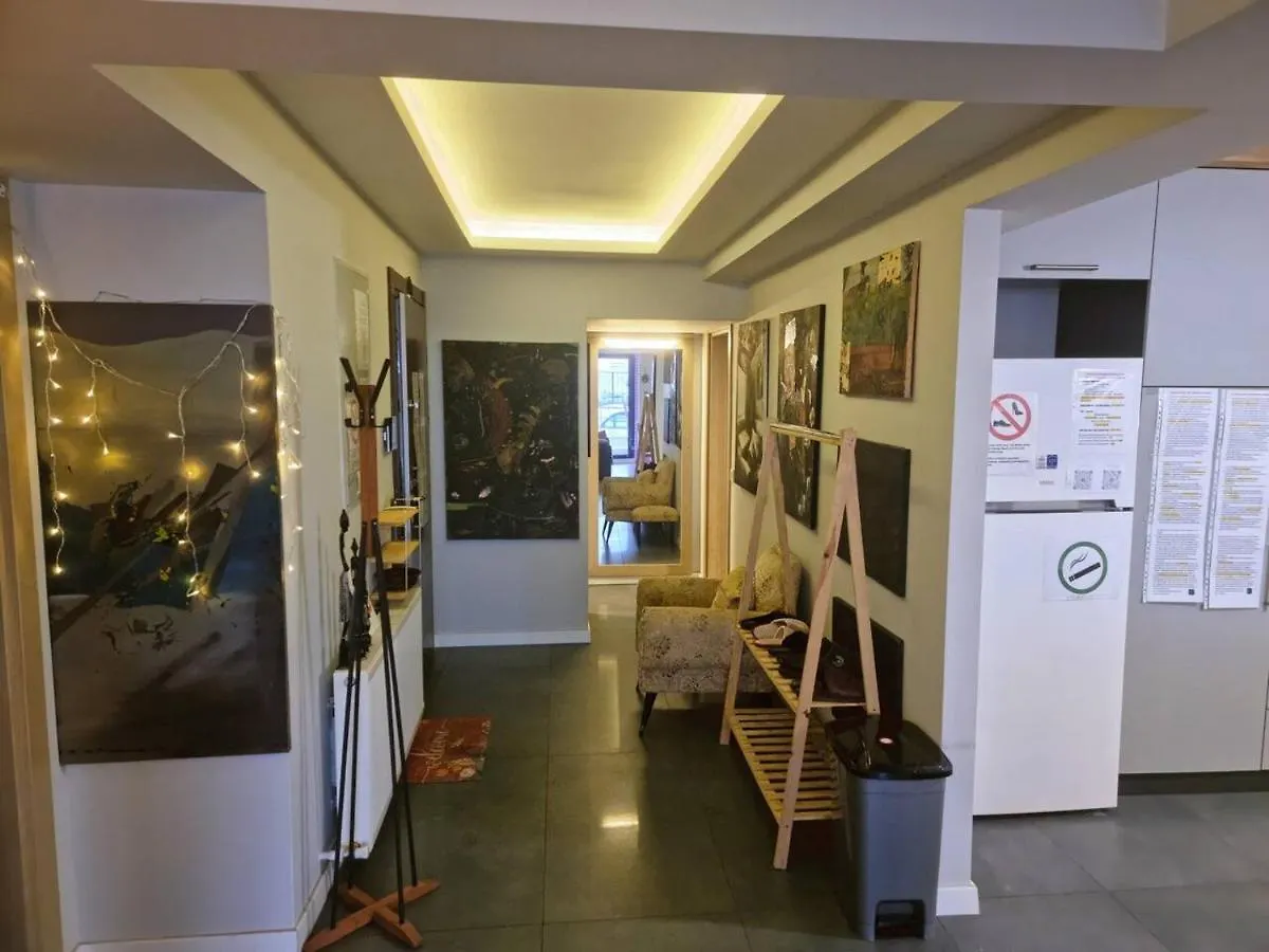 Elegant & Cozy Retreat Home, City Center Gem By The Seaside, Steps From The Tram Izmir 0*,