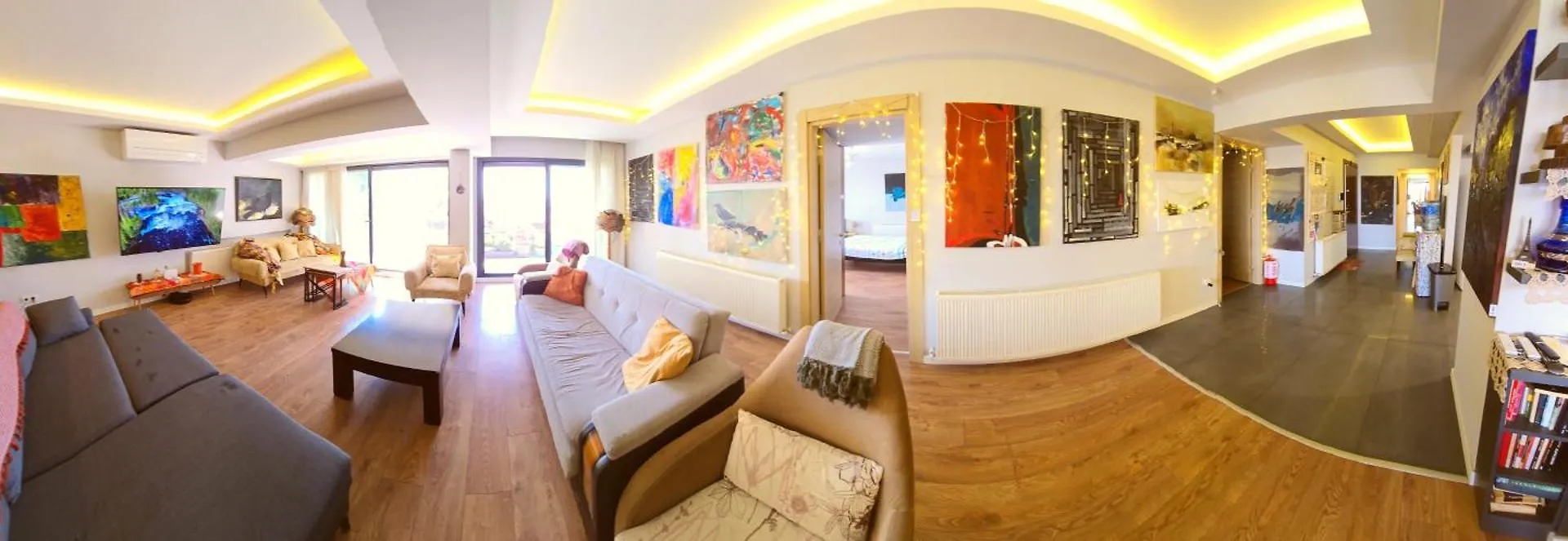 Elegant & Cozy Retreat Home, City Center Gem By The Seaside, Steps From The Tram Izmir 0*,